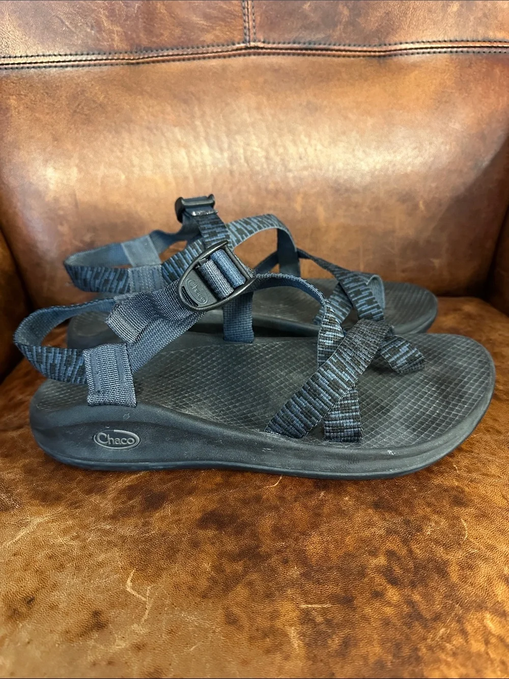 Chaco Men’s 10 Black & Blue Patterned Strap Outdoor Sandals